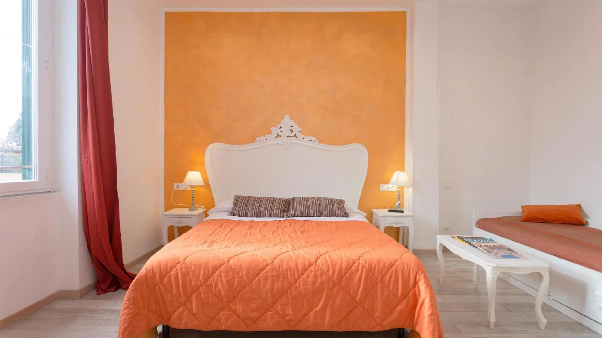 Colosseo Apartments And Rooms - Rome City Centre