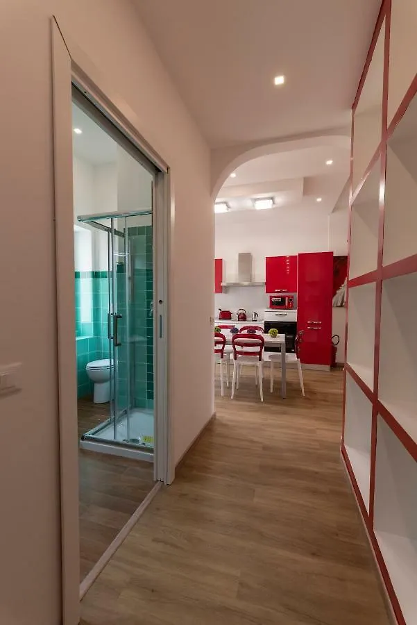 Colosseo Apartments And Rooms - Rome City Centre Italy