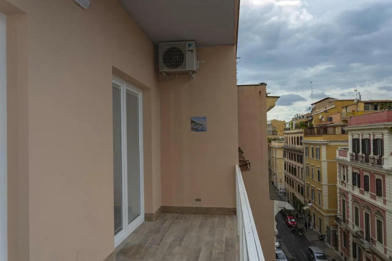 Colosseo Apartments And Rooms - Rome City Centre